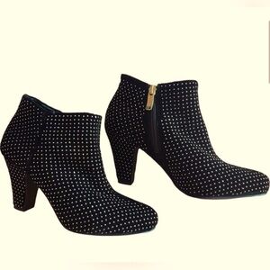 BCBGeneration Womens Daphne Ankle Booties Size 8